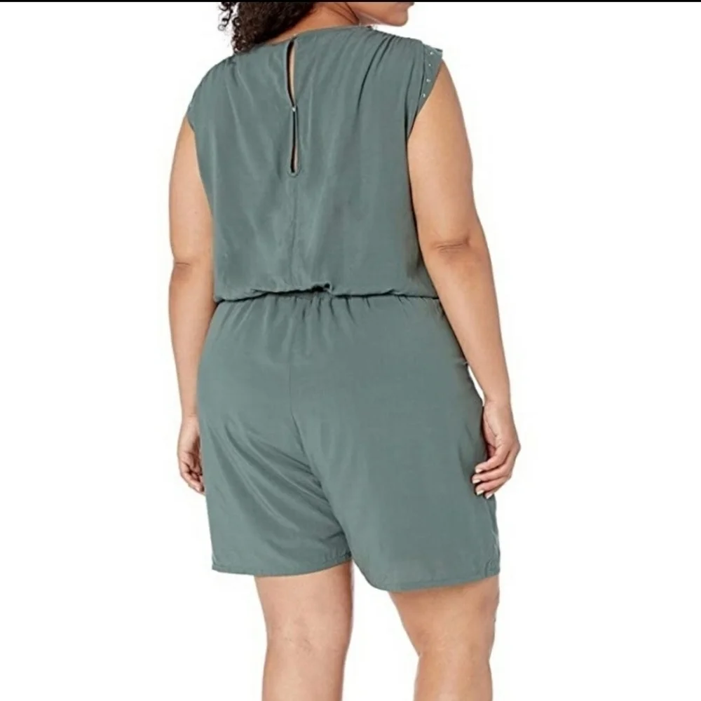 JUNAROSE JRaddy Balsam Green Romper-Size 24 (NWT)